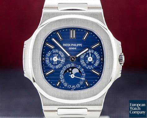 patek philippe nautillus perpetual calendar blue dial 5740/1g|patek philippe nautilus white gold.